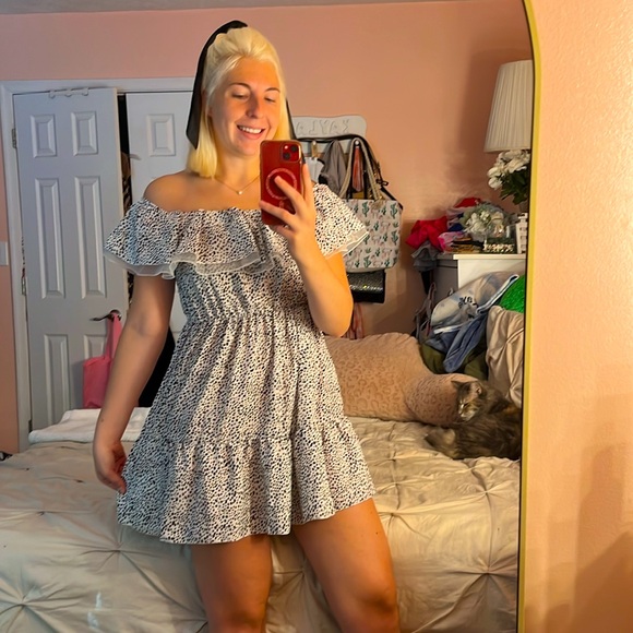 SHEIN Spotted white/black ruffle off the shoulder mini dress - Picture 2 of 7